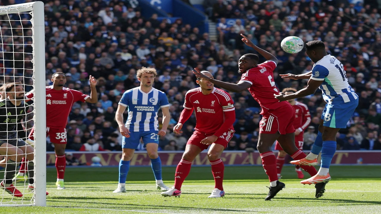 شاهد.. ليفربول يتلقى هزيمة جديدة في البريميرليغ تضرب آماله في التأهل لأبطال أوروبا | رياضة